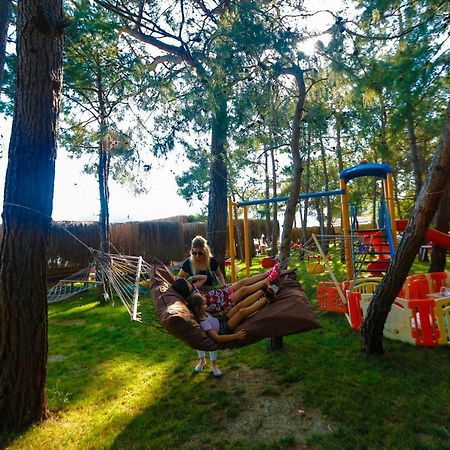 Green Pine Beach & Bungallows Hisaronu Bagian luar foto