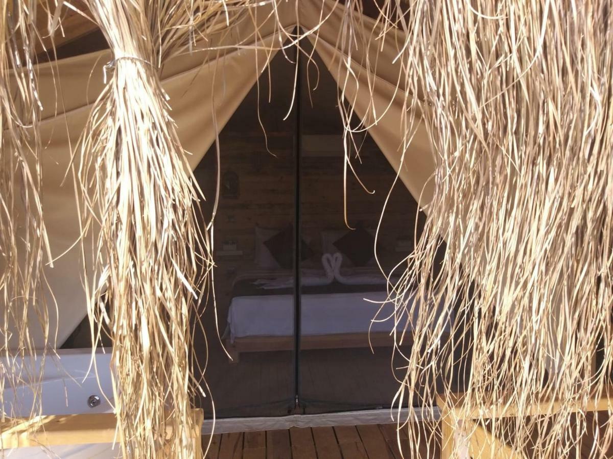 Green Pine Beach & Bungallows Hisaronu Bagian luar foto